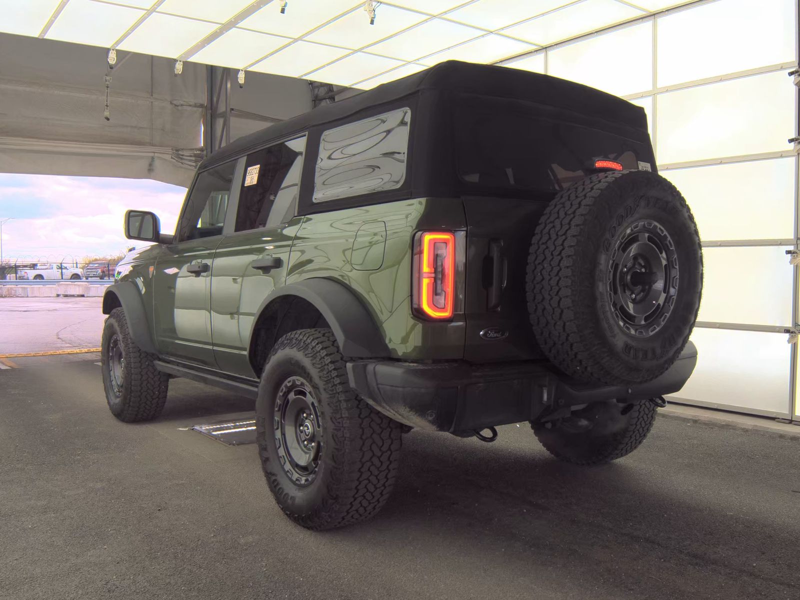 FORD BRONCO - 9