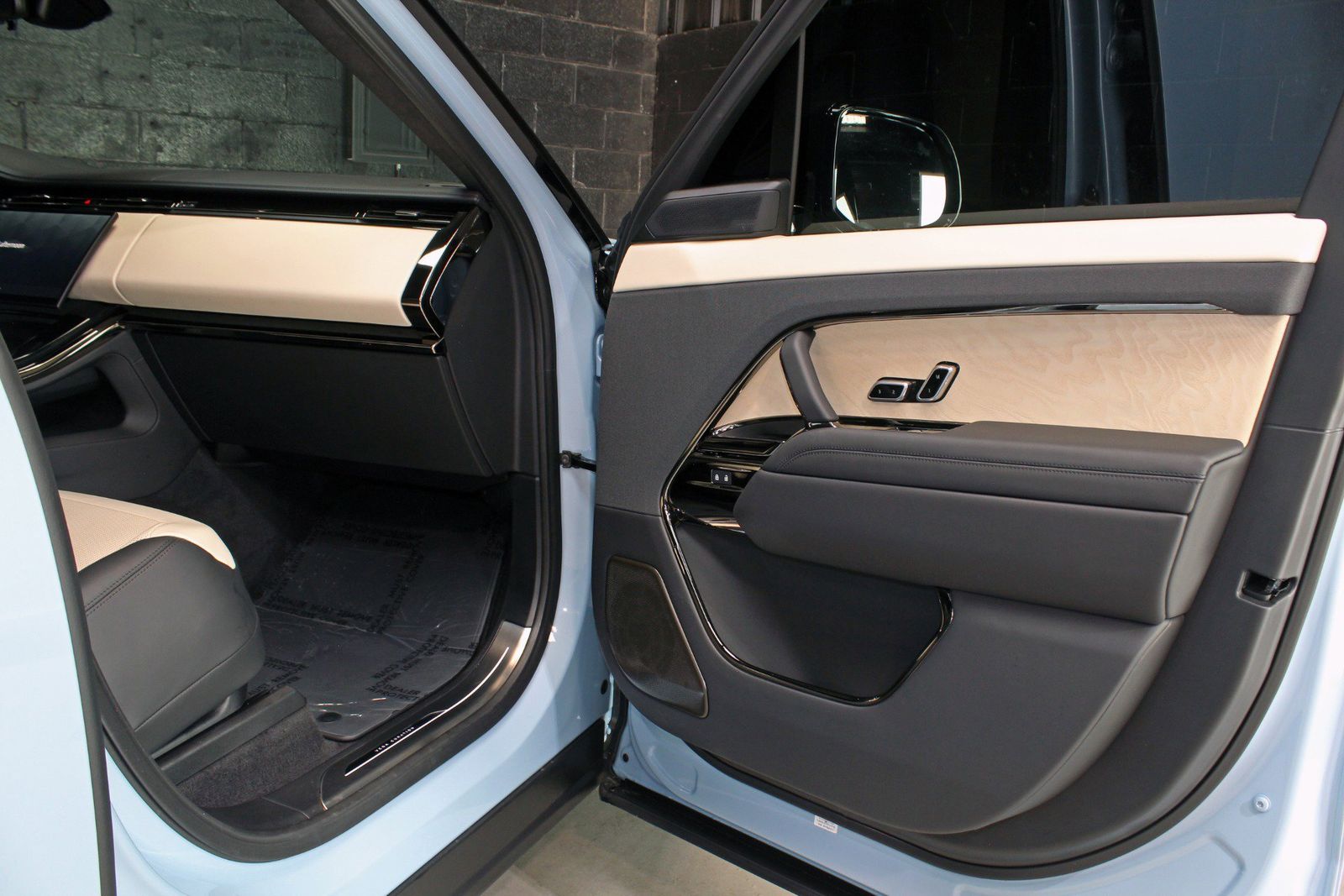 2025 Land Rover Range Rover Sport SV Edition Two AWD