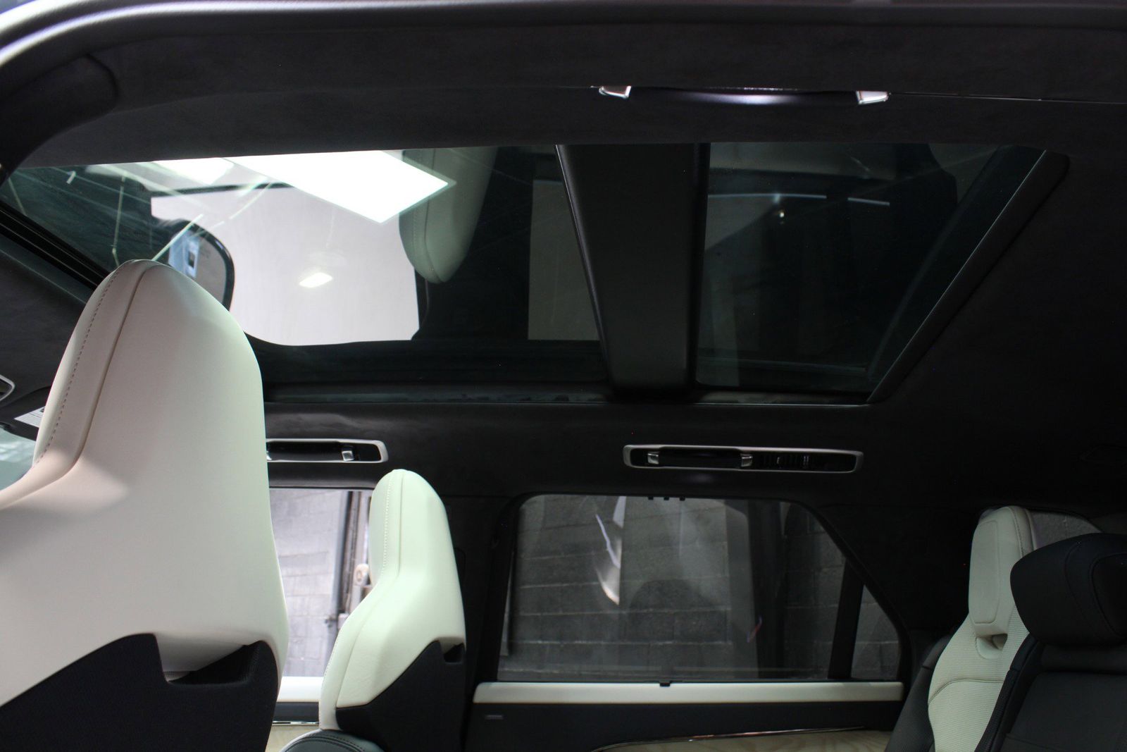 2025 Land Rover Range Rover Sport SV Edition Two AWD