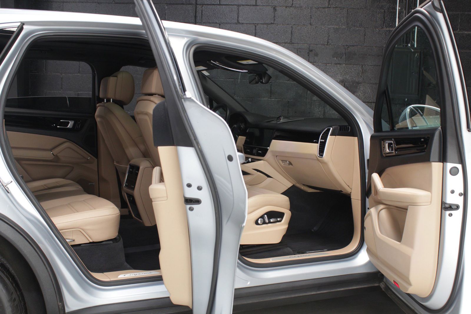 2019 Porsche Cayenne Base AWD
