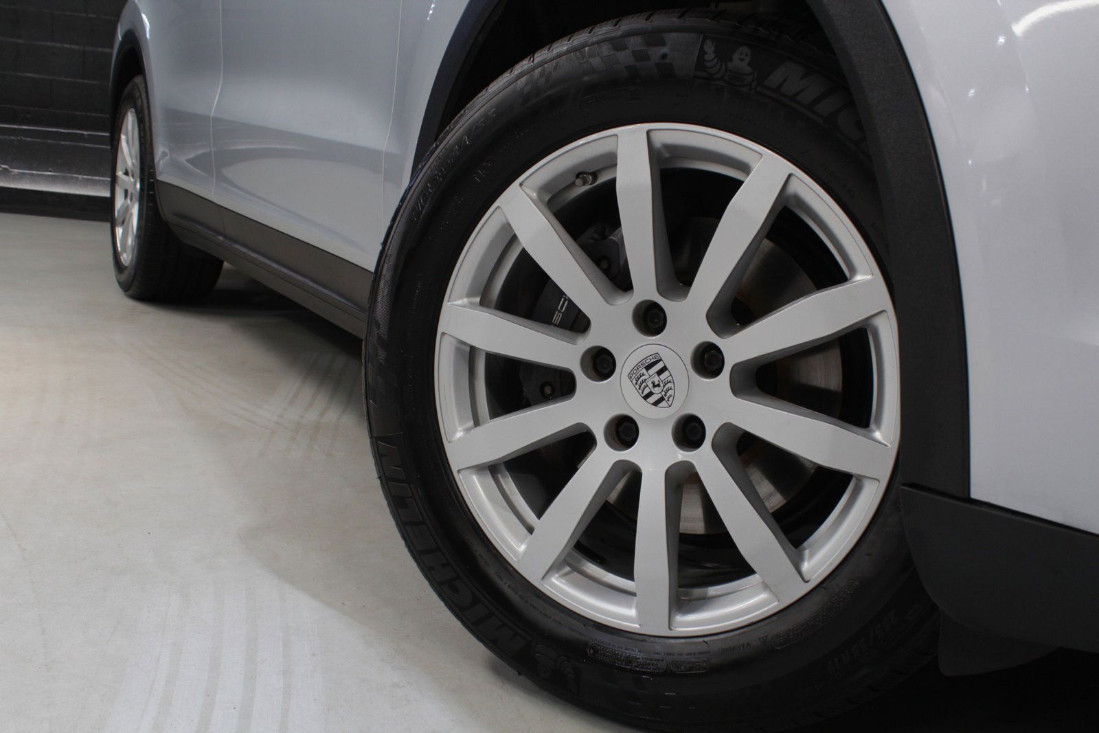 2019 Porsche Cayenne Base AWD