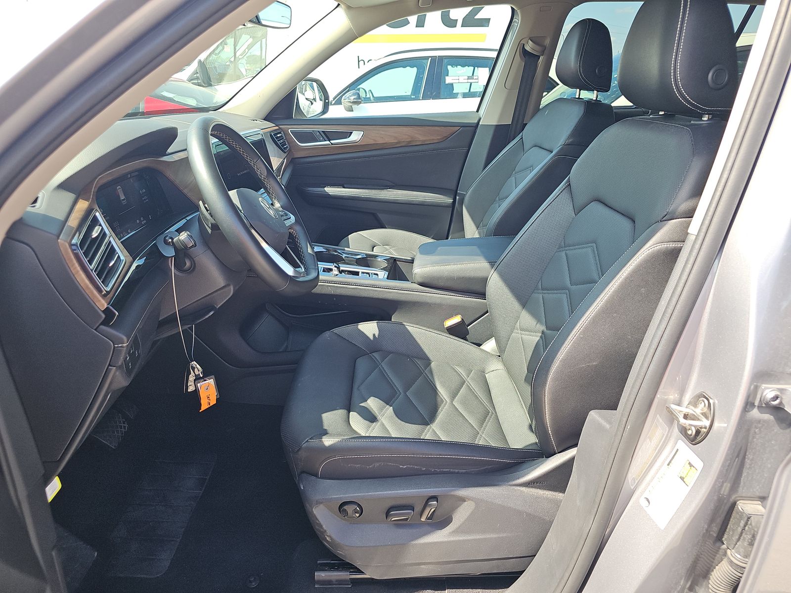 2025 Volkswagen Atlas 2.0T SE AWD