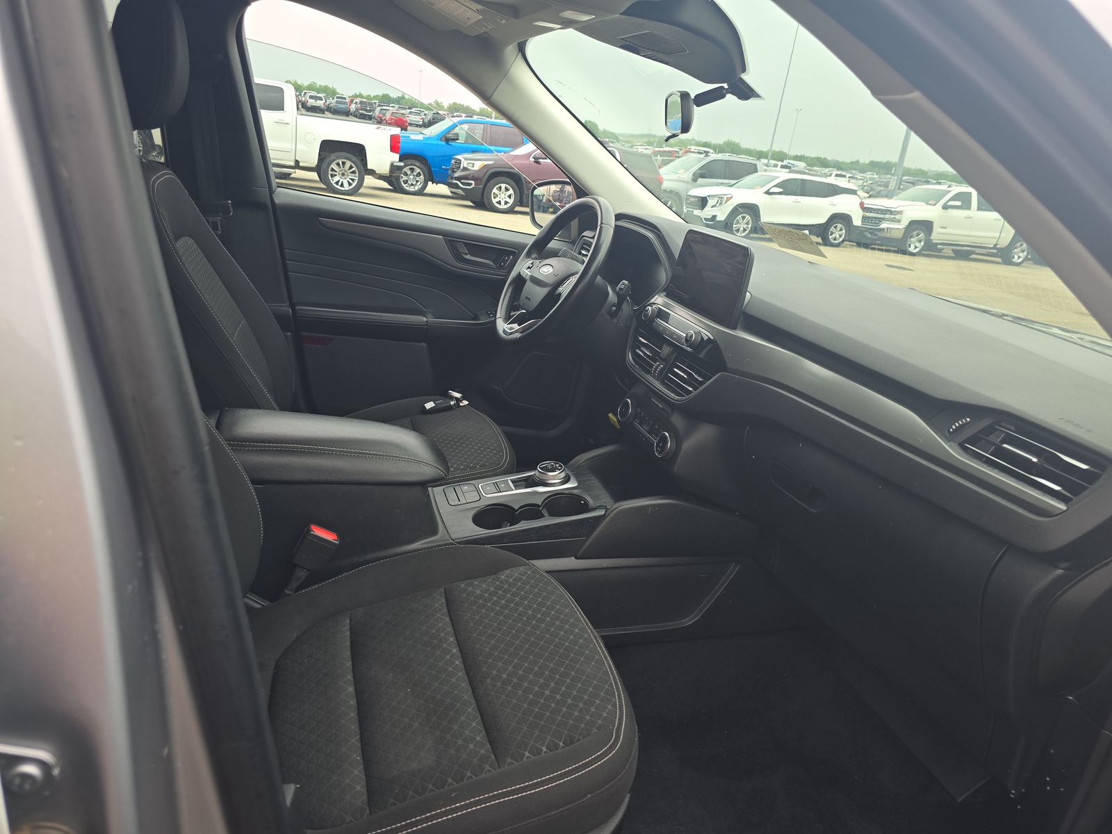 FORD ESCAPE - 9