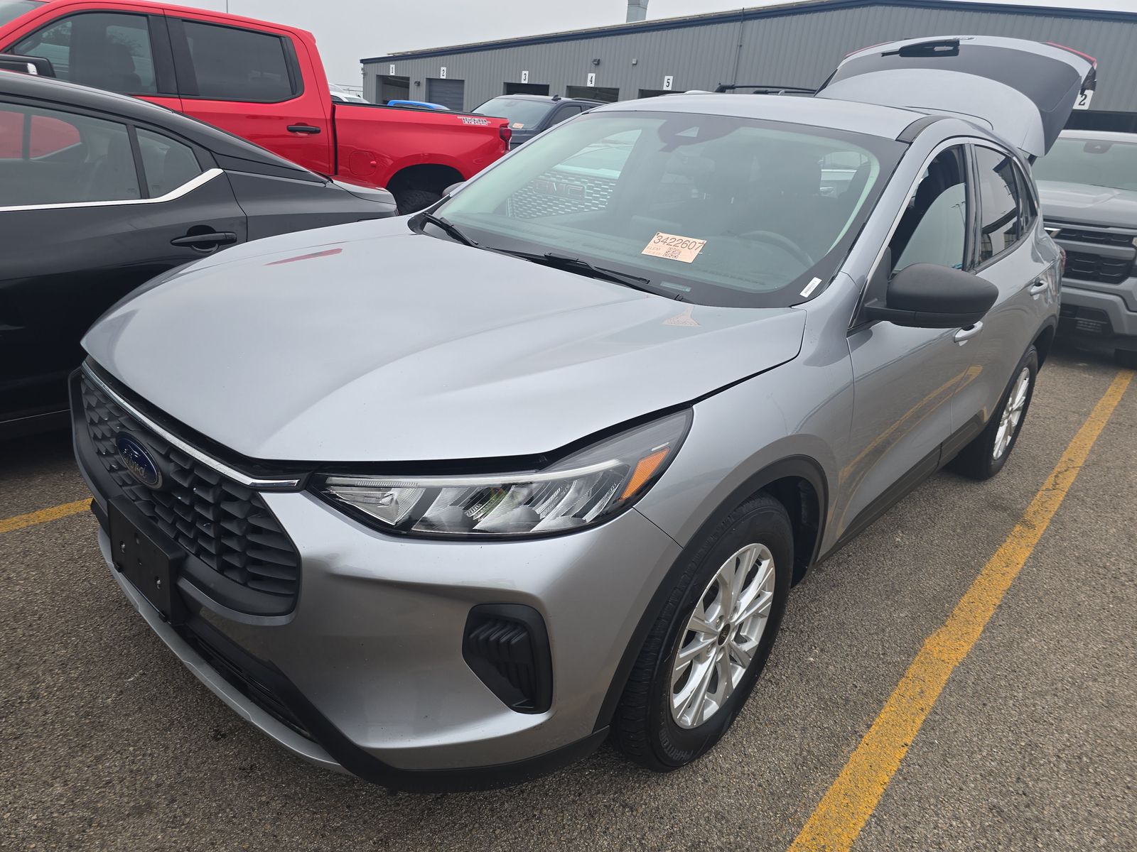 FORD ESCAPE - 1
