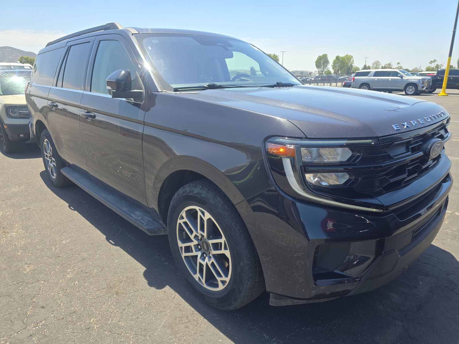 FORD EXPEDITION MAX - 4