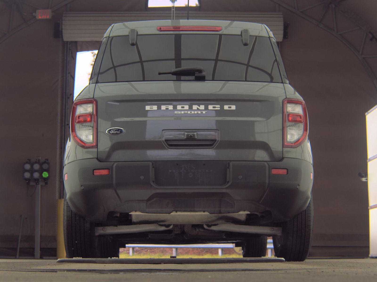 FORD BRONCO - 8