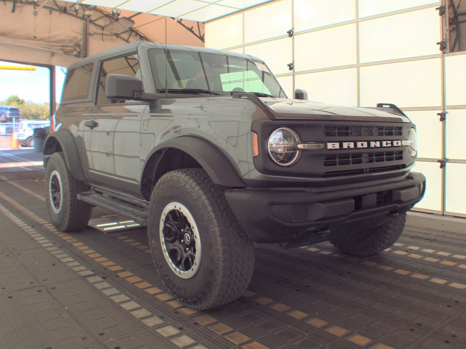 FORD BRONCO - 5