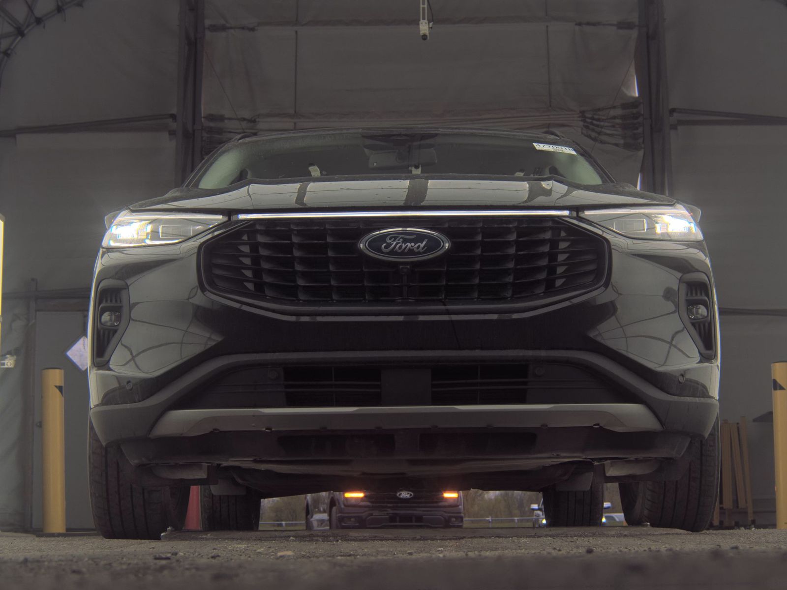 FORD ESCAPE - 4