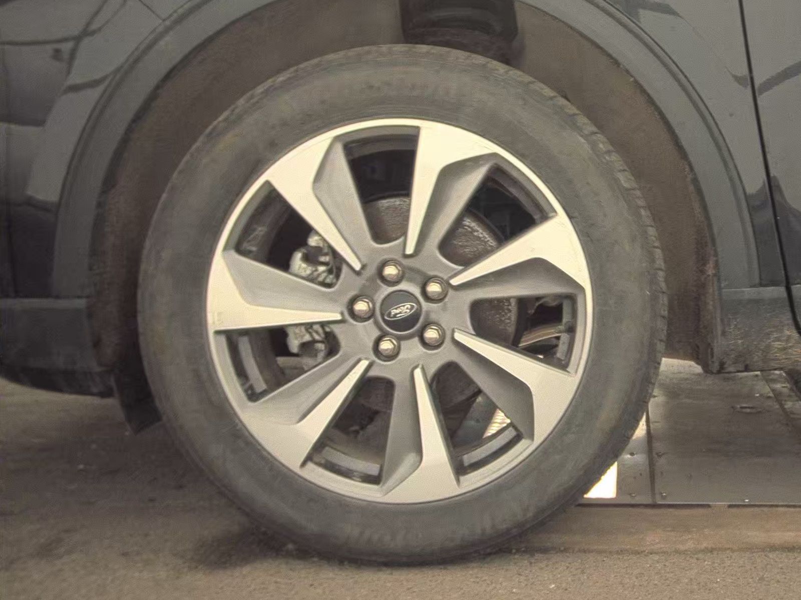 FORD ESCAPE - 10