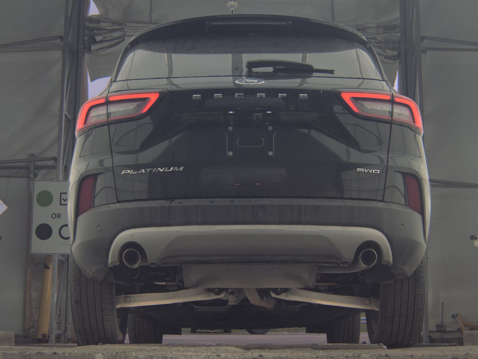 FORD ESCAPE - 8