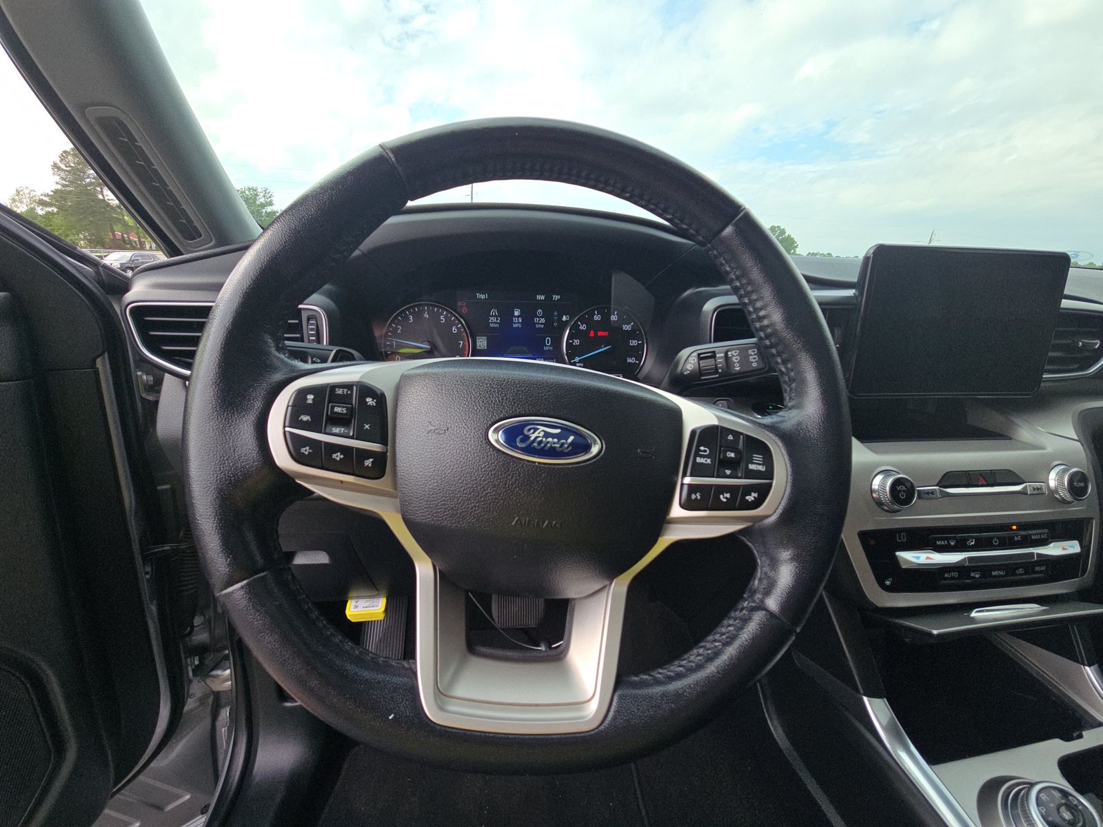 2020 Ford Explorer XLT RWD