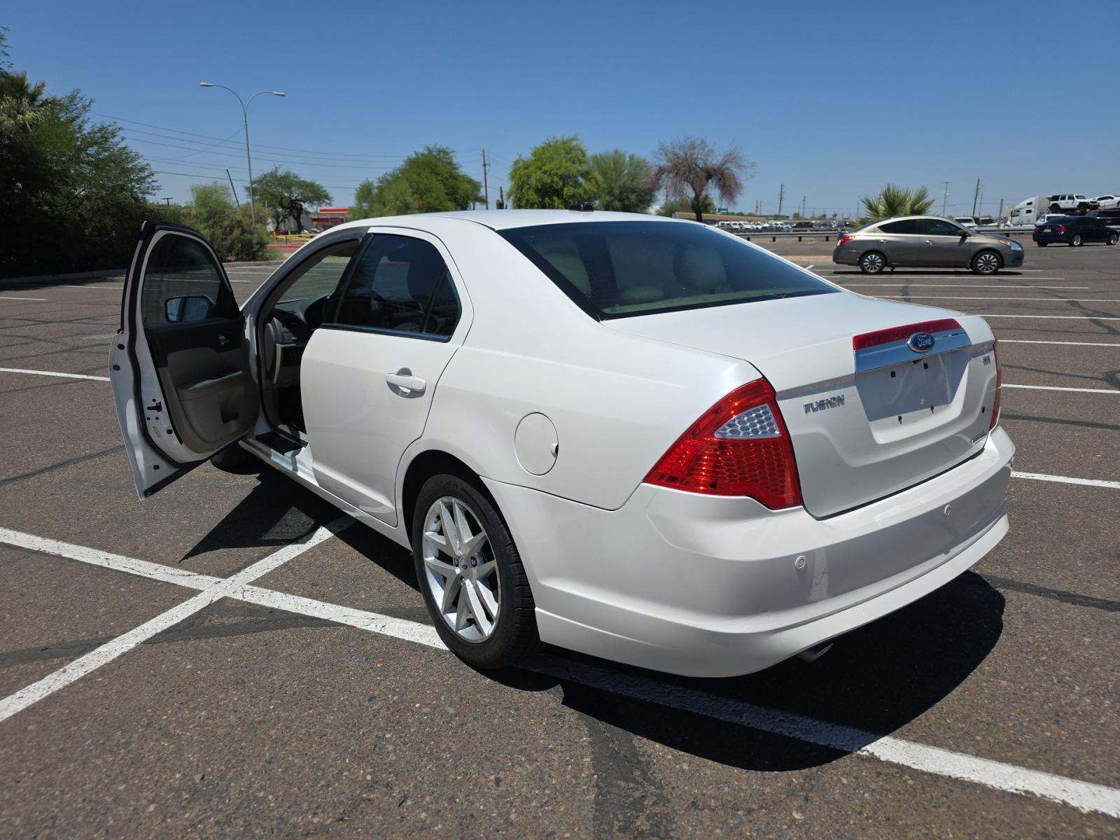 FORD FUSION - 4
