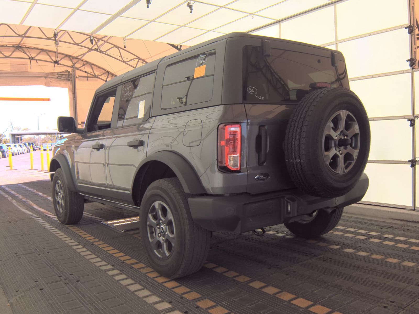 FORD BRONCO - 9