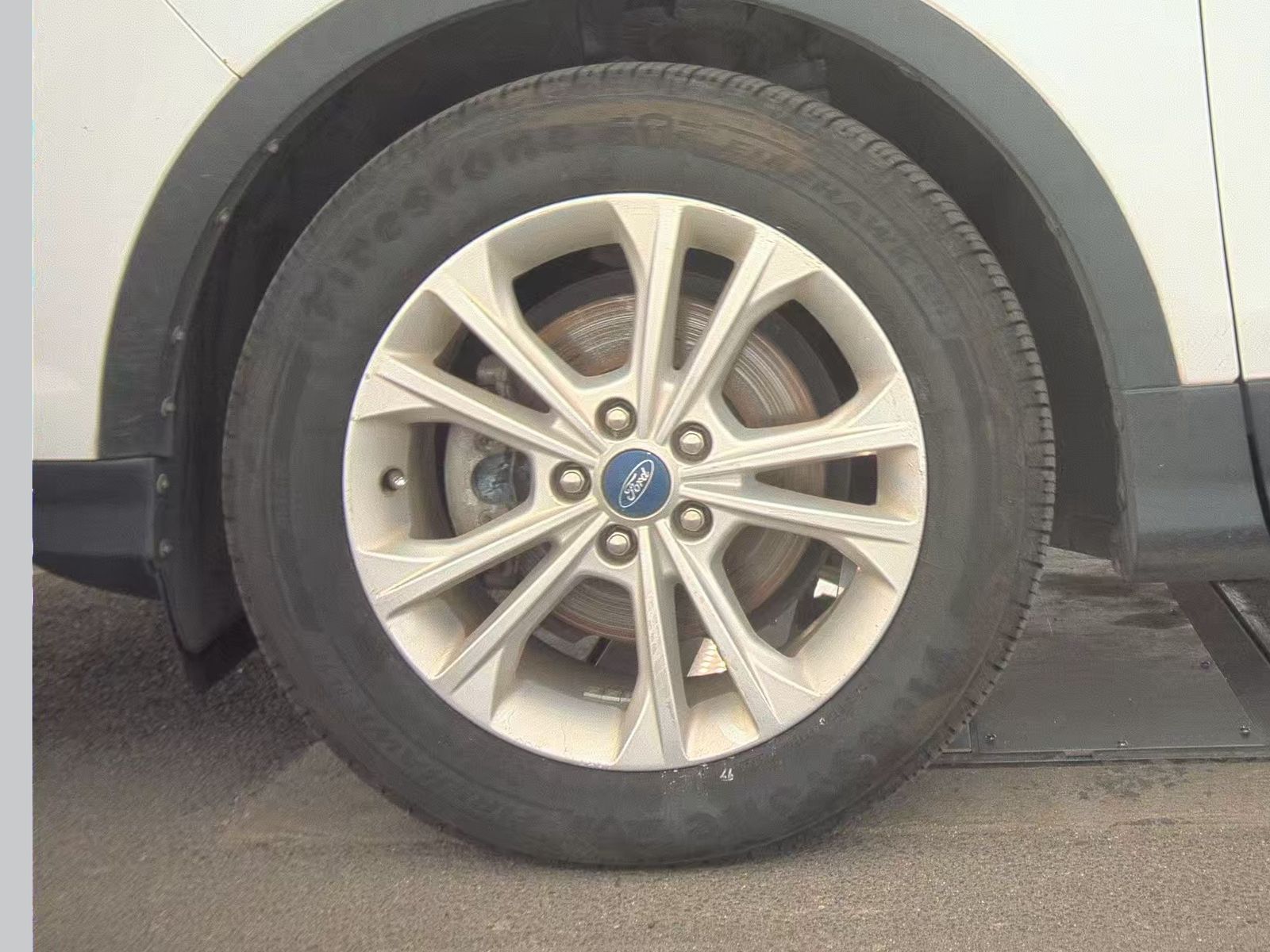 FORD ESCAPE - 10