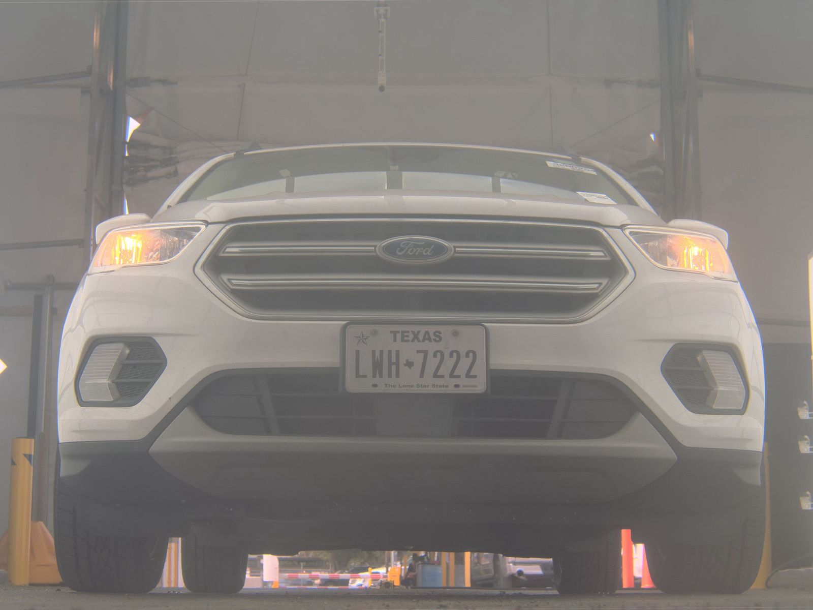 FORD ESCAPE - 4