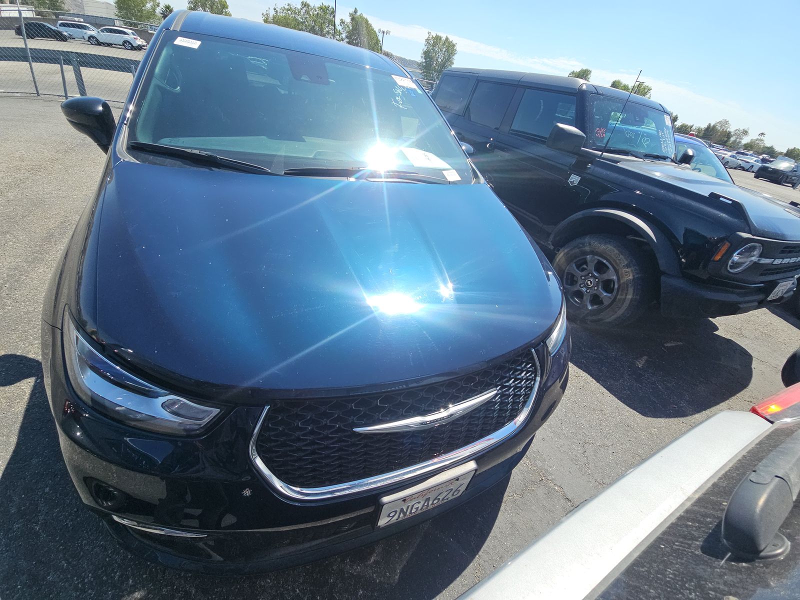 CHRYSLER PACIFICA - 3