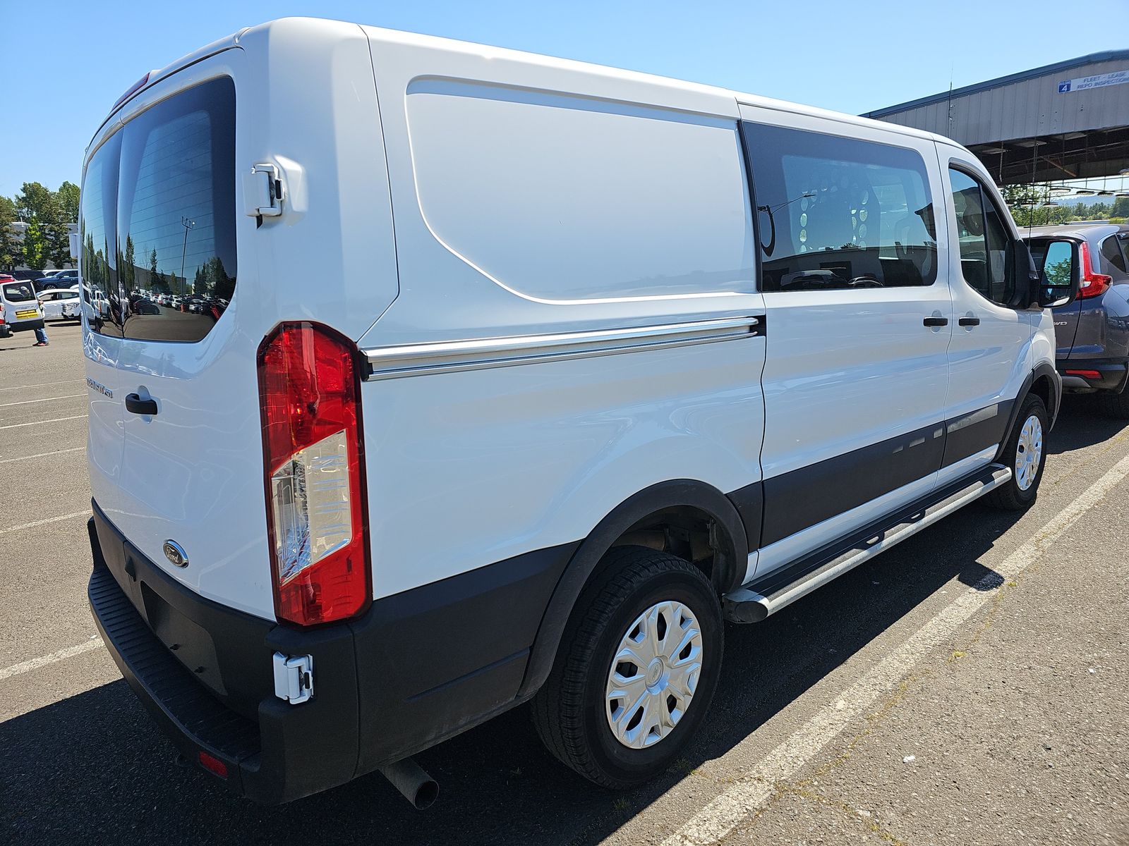 FORD TRANSIT 250 - 5