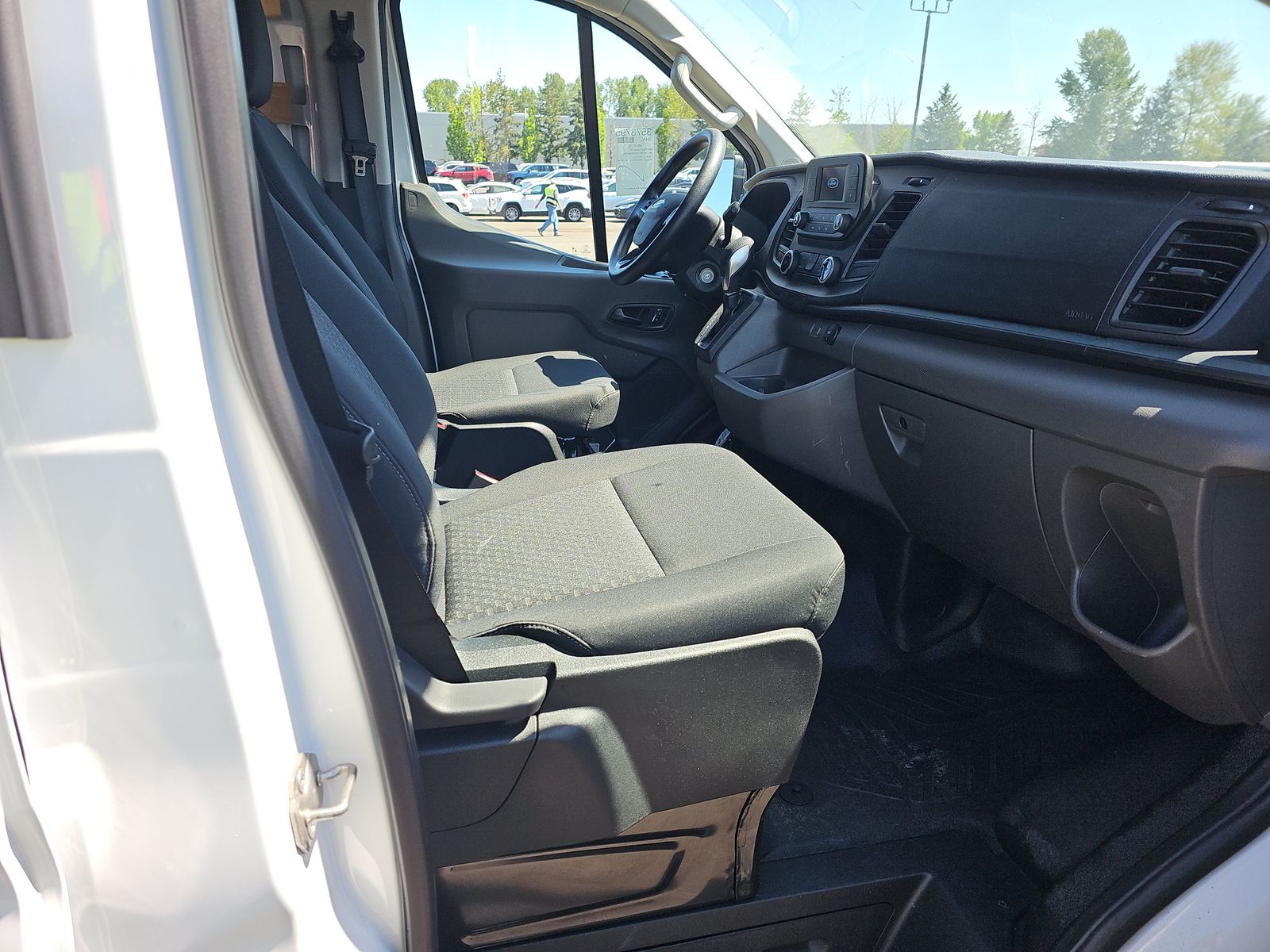 FORD TRANSIT 250 - 9