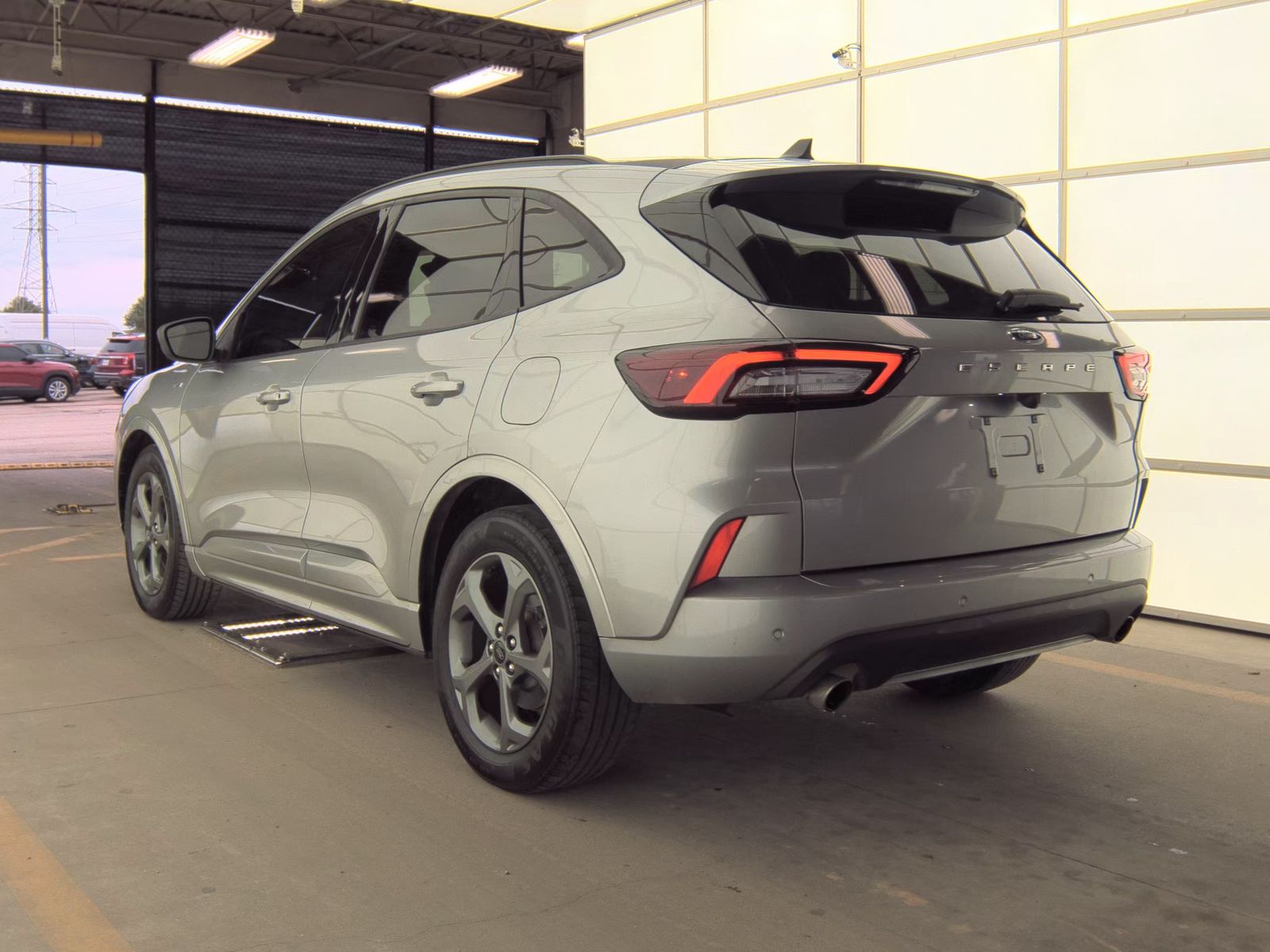 FORD ESCAPE - 9