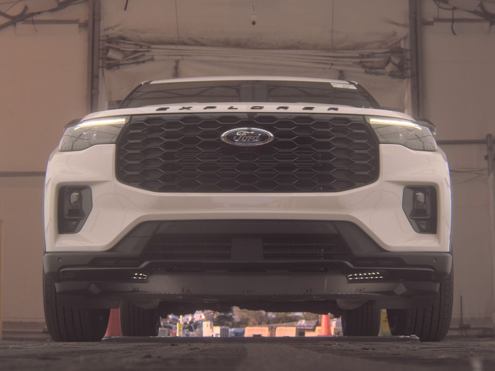 FORD EXPLORER - 4