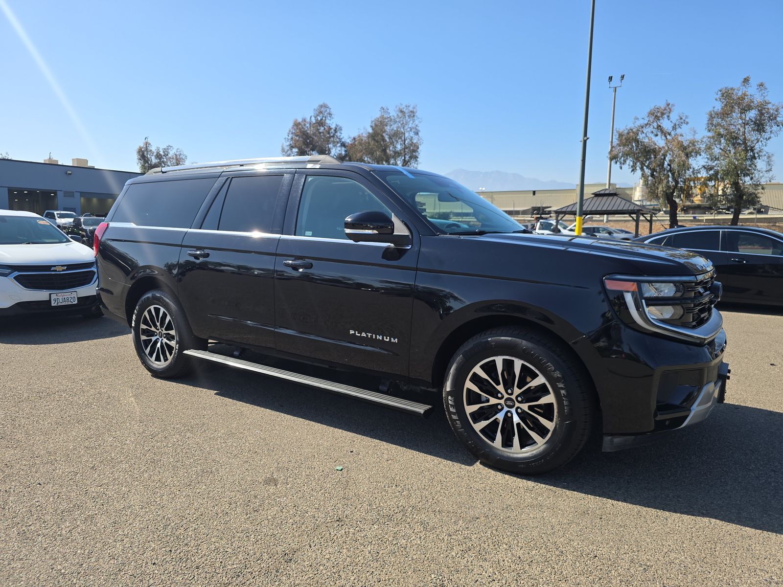 FORD EXPEDITION MAX - 4