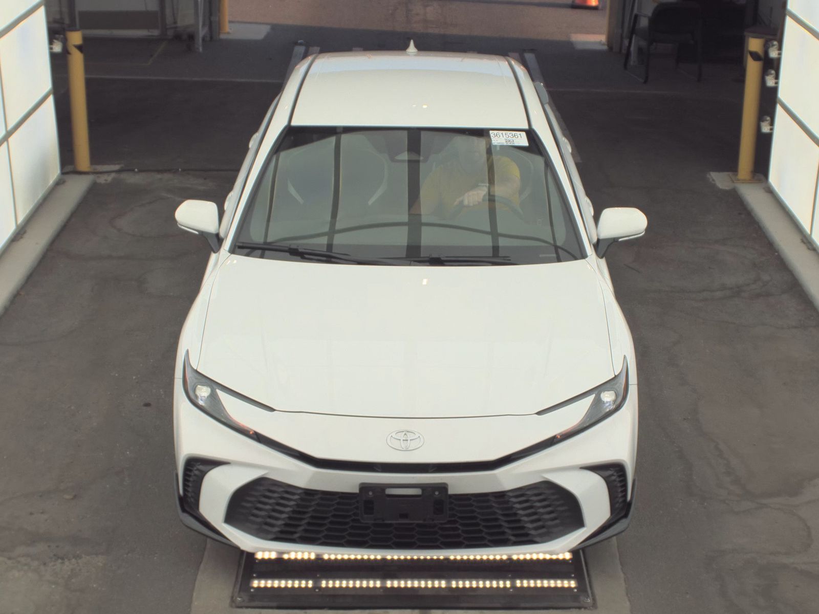 TOYOTA CAMRY - 3