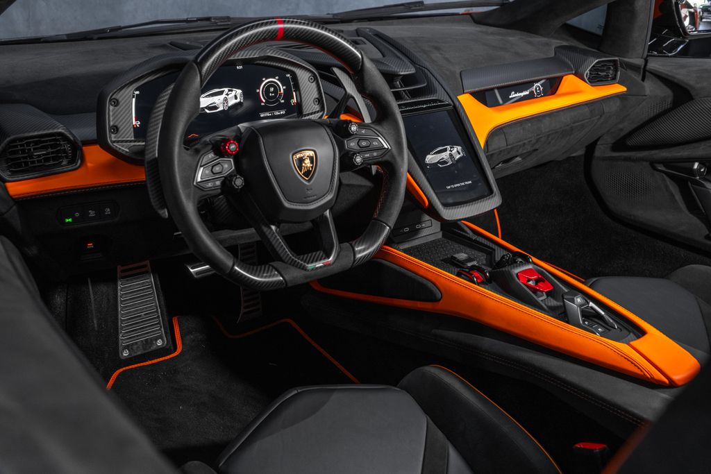 2024 Lamborghini Revuelto Base AWD