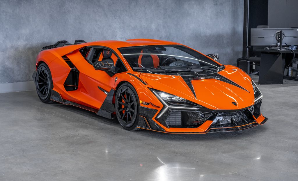 2024 Lamborghini Revuelto Base AWD