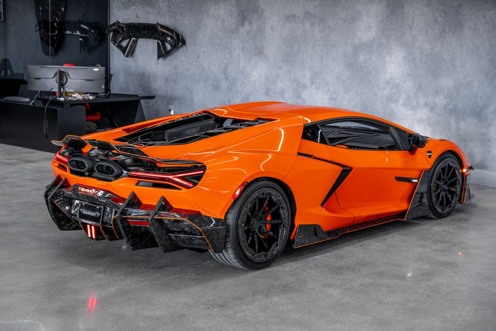 2024 Lamborghini Revuelto Base AWD