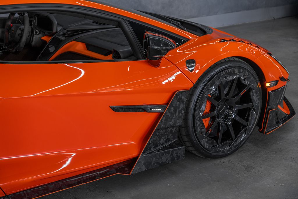 2024 Lamborghini Revuelto Base AWD
