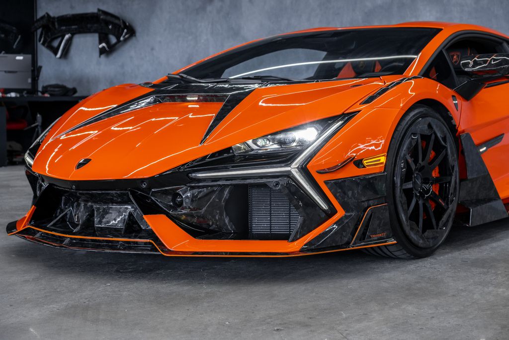 2024 Lamborghini Revuelto Base AWD
