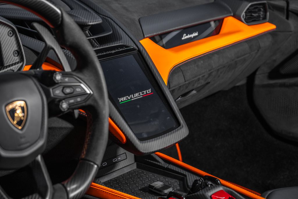2024 Lamborghini Revuelto Base AWD