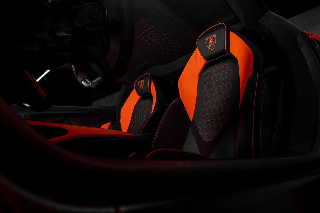 2024 Lamborghini Revuelto Base AWD