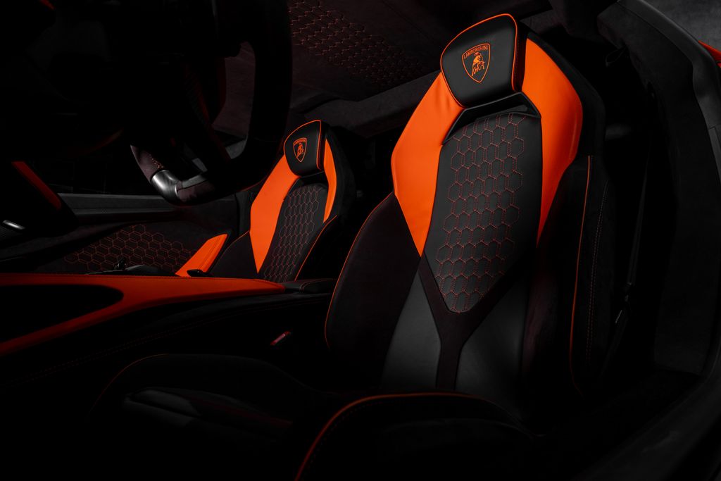2024 Lamborghini Revuelto Base AWD