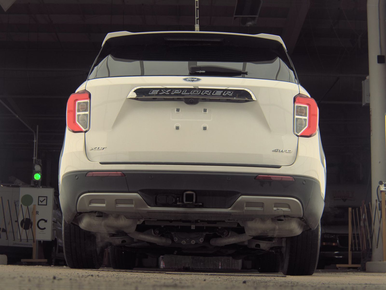 FORD EXPLORER - 8