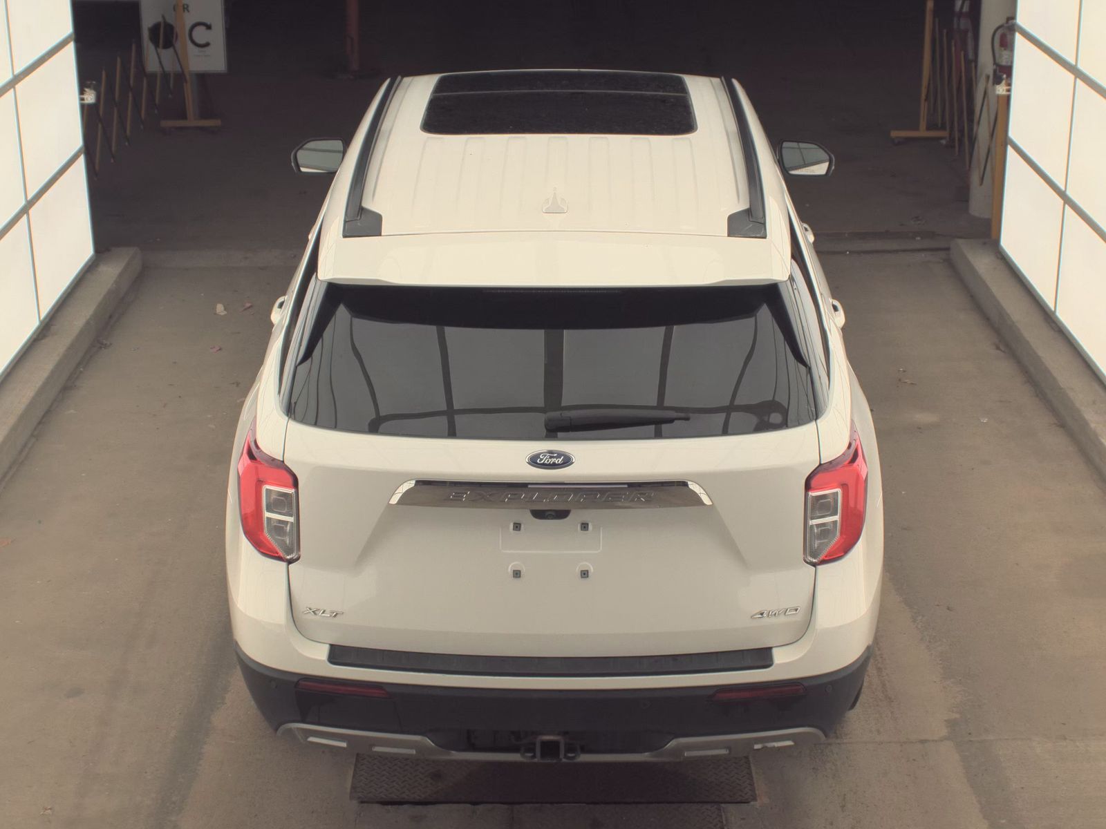 FORD EXPLORER - 7