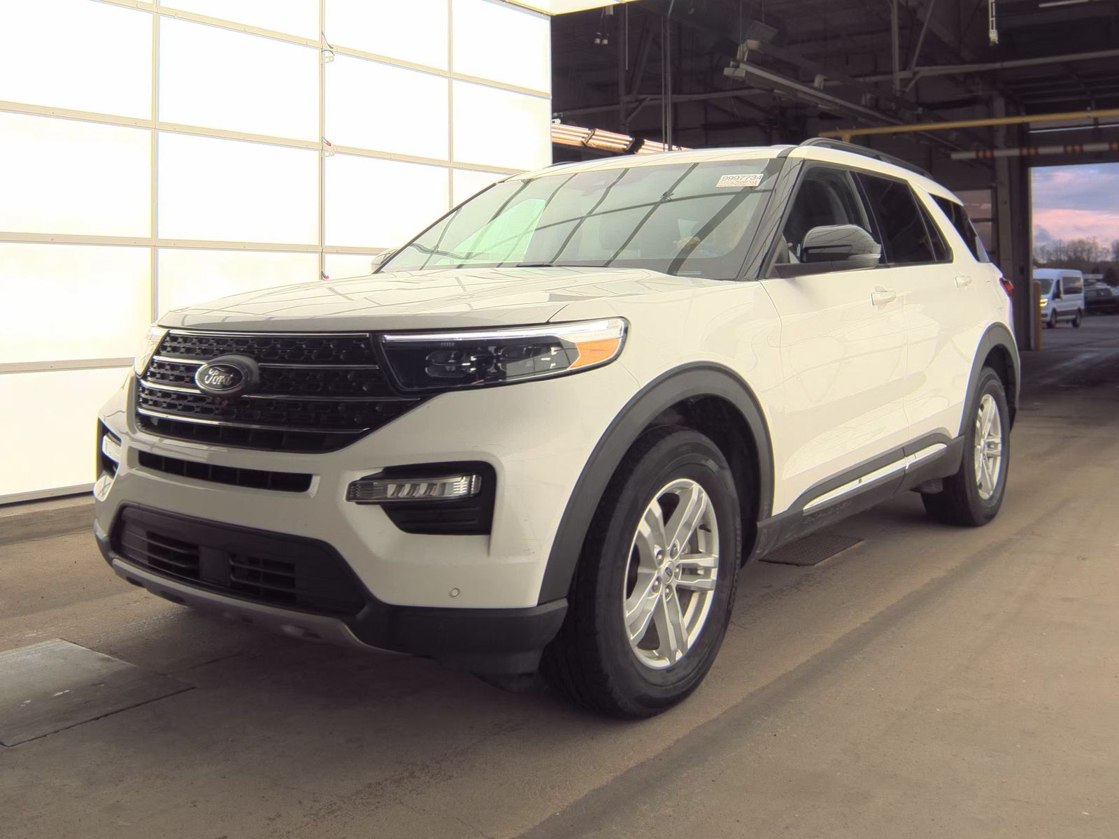 FORD EXPLORER - 1