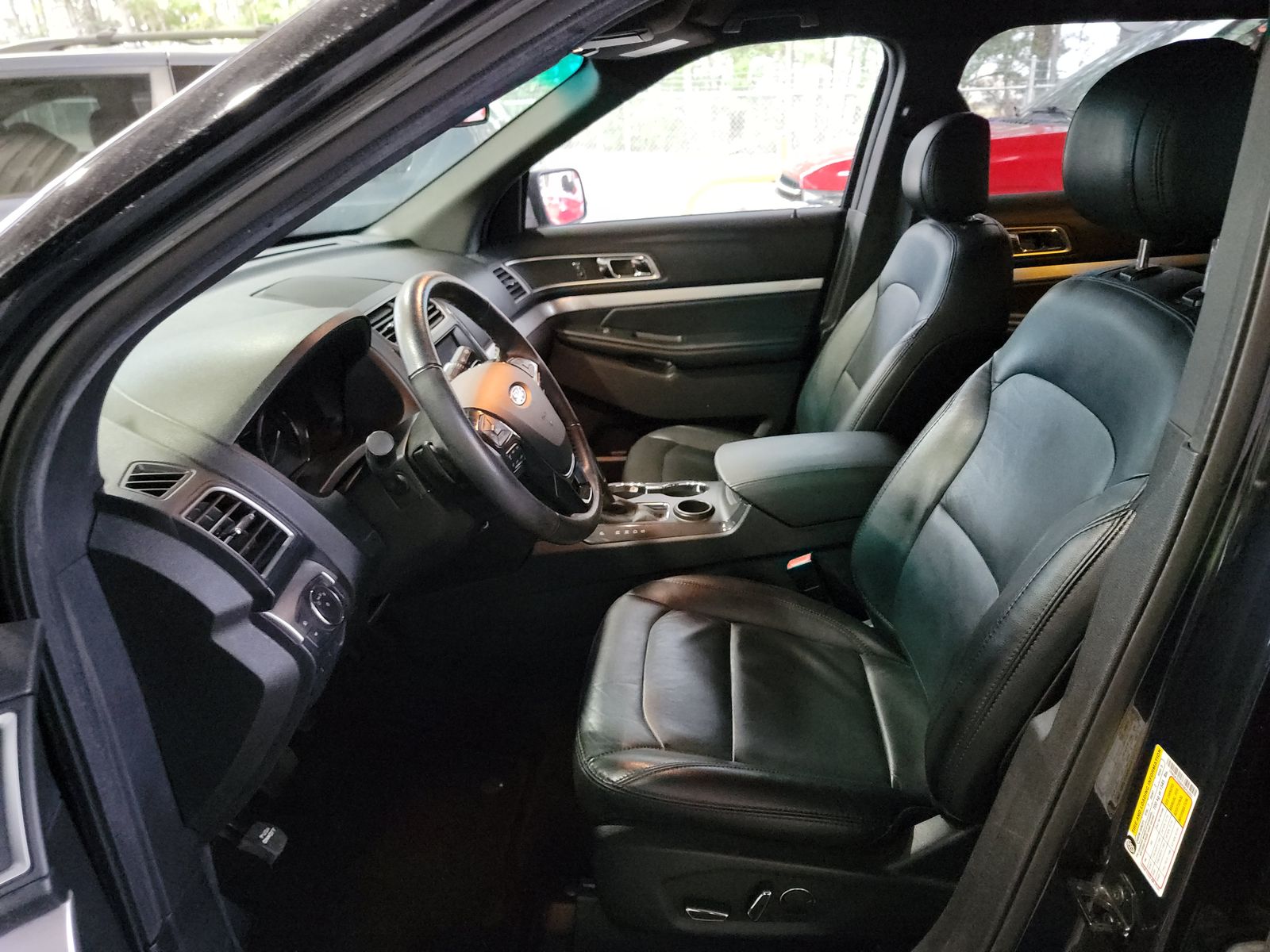FORD EXPLORER - 8