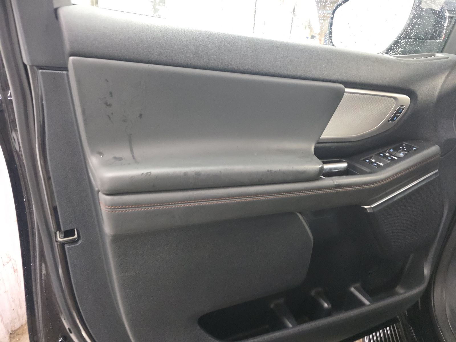 FORD EXPEDITION - 10