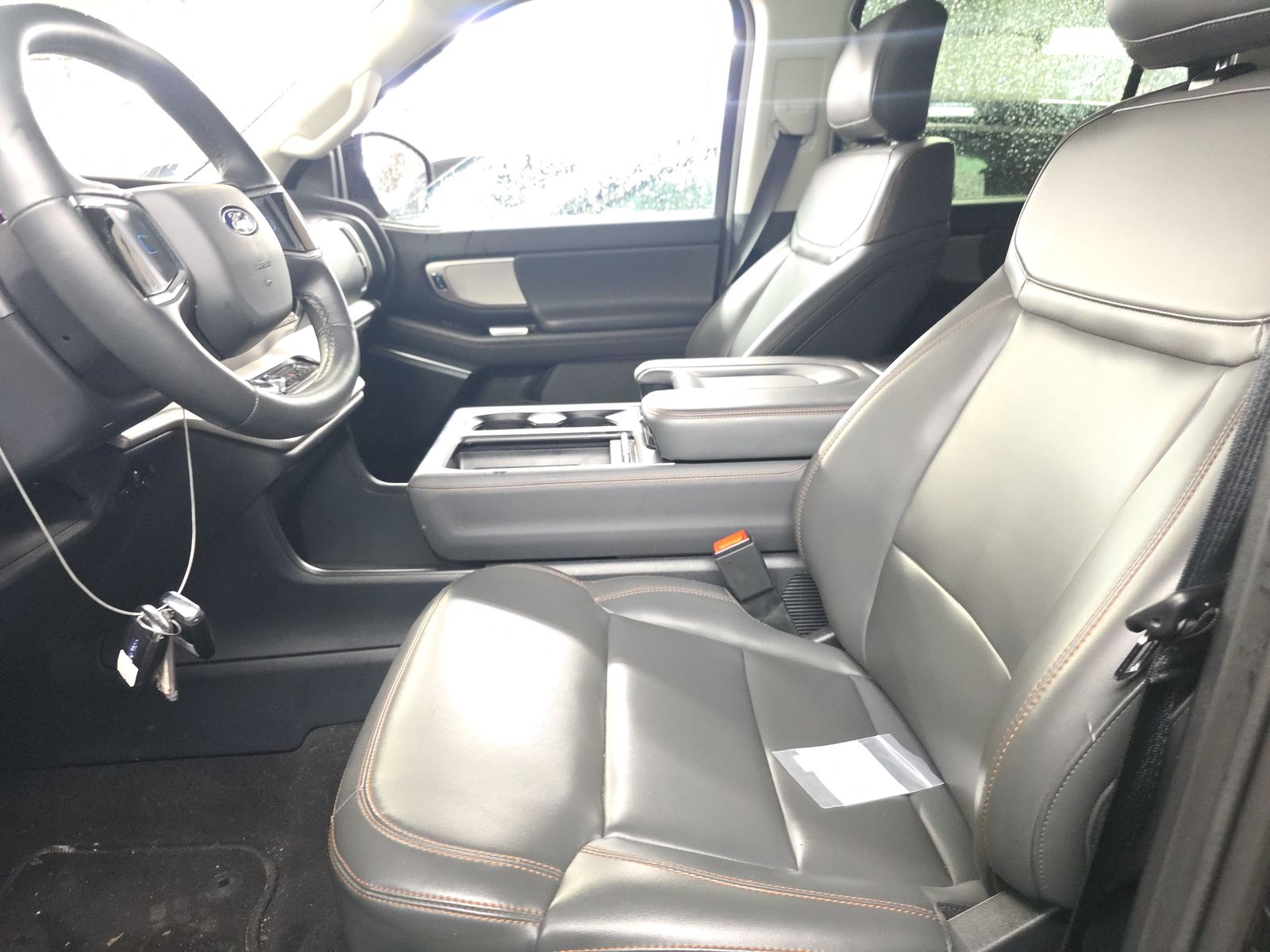 FORD EXPEDITION - 8