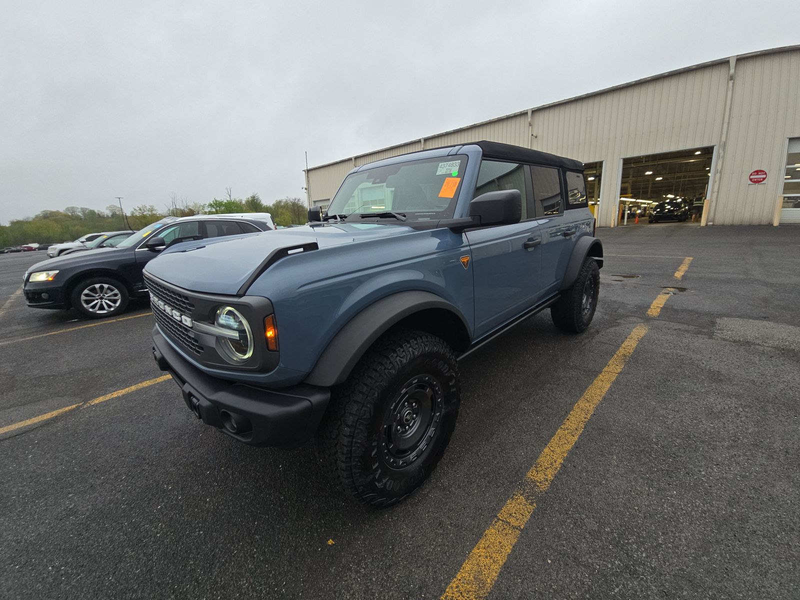 FORD BRONCO - 1