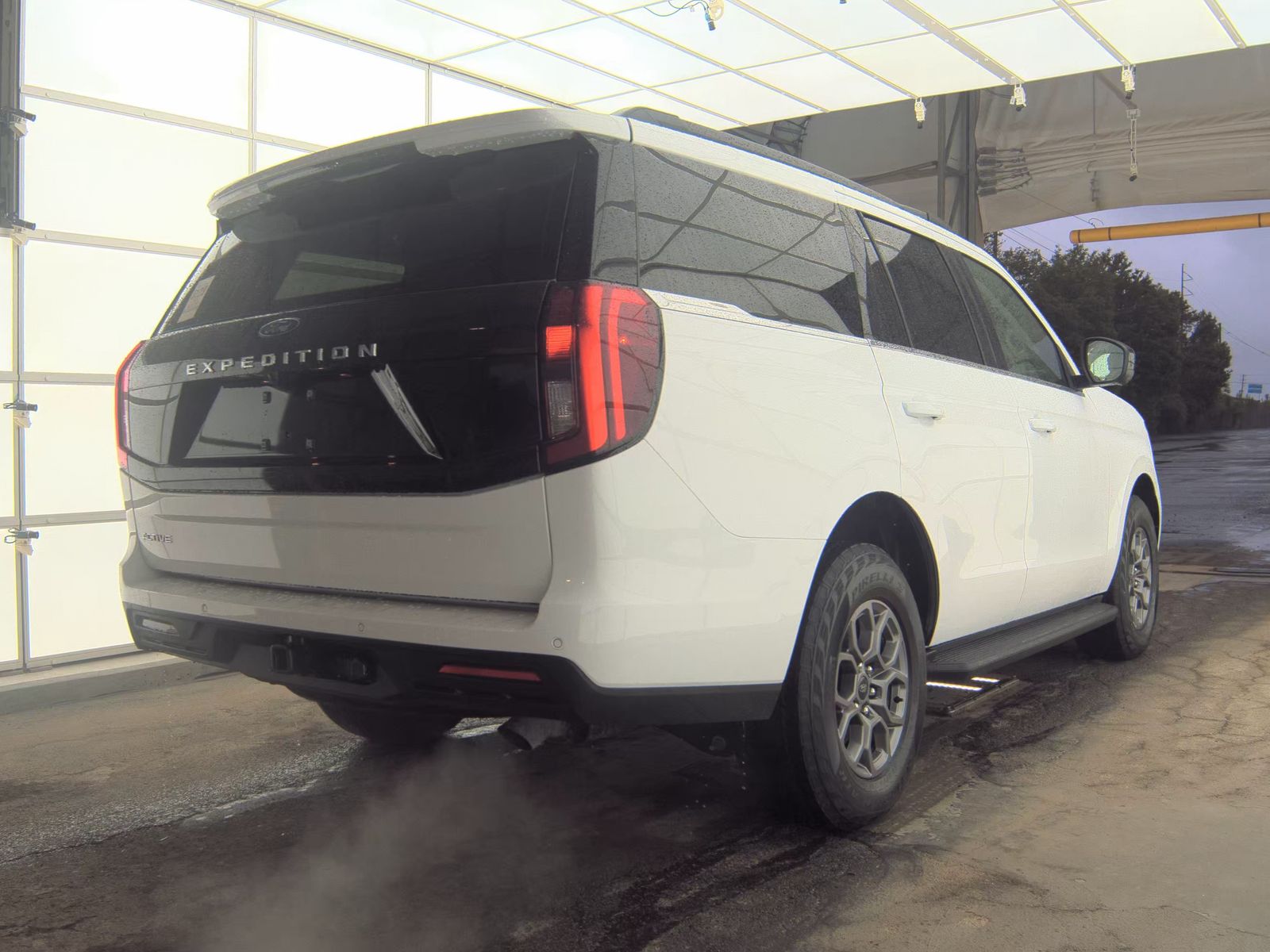 FORD EXPEDITION - 6