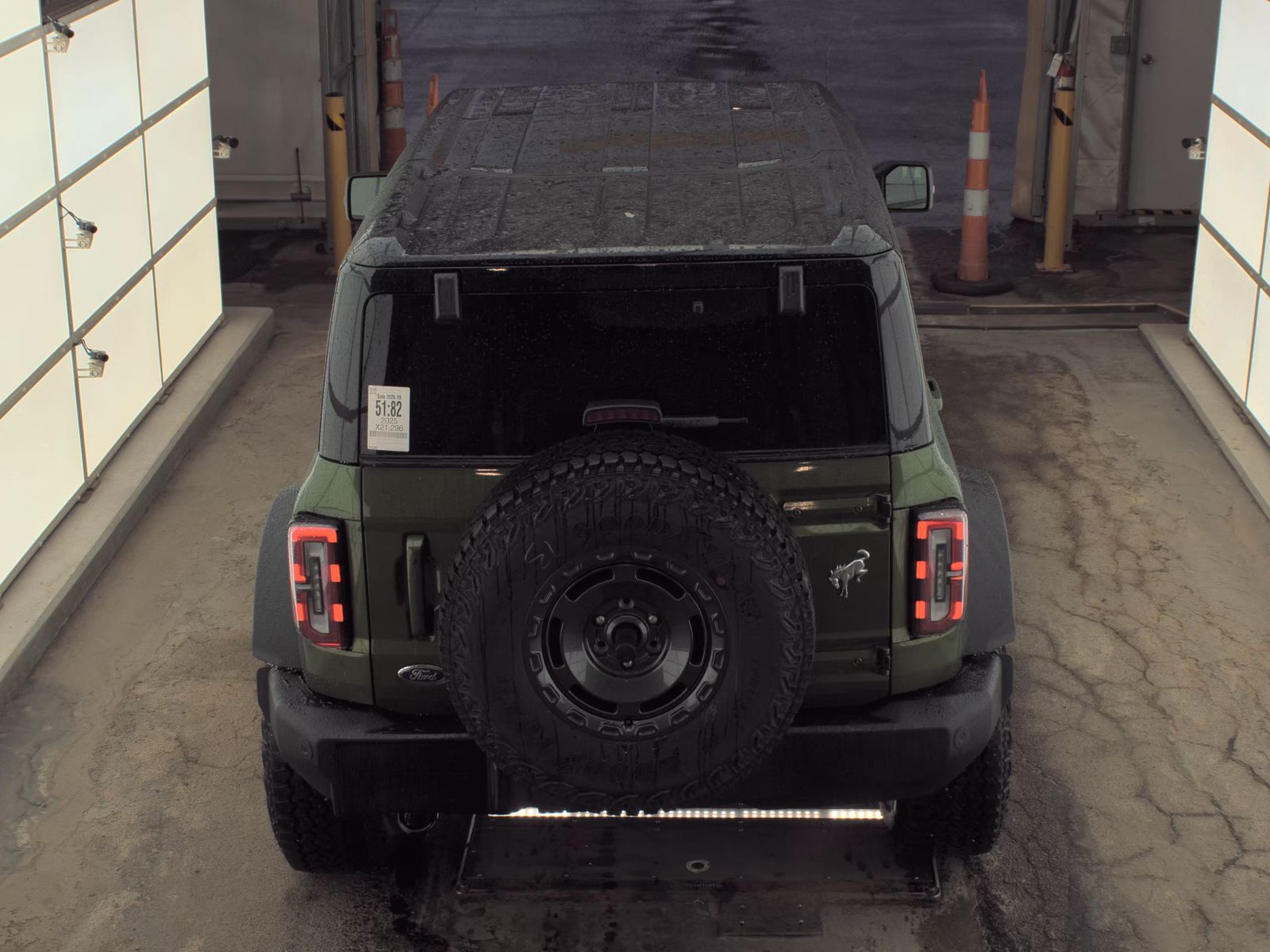 FORD BRONCO - 7