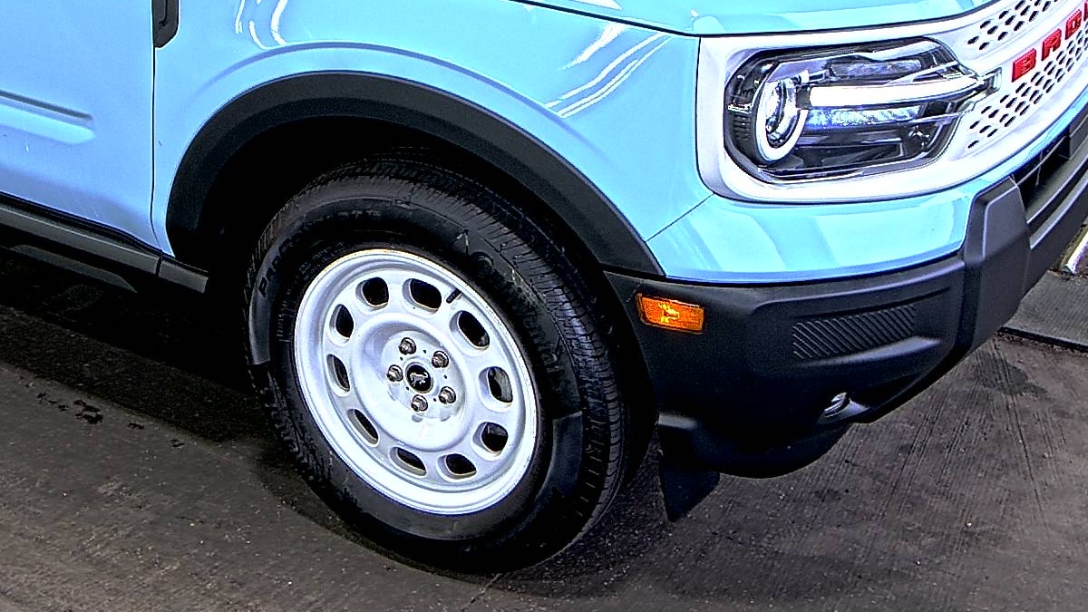 FORD BRONCO SPORT - 9