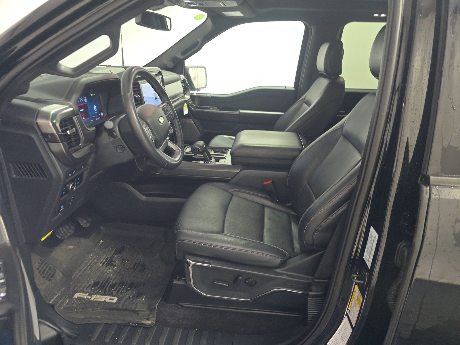 FORD F-150 - 8