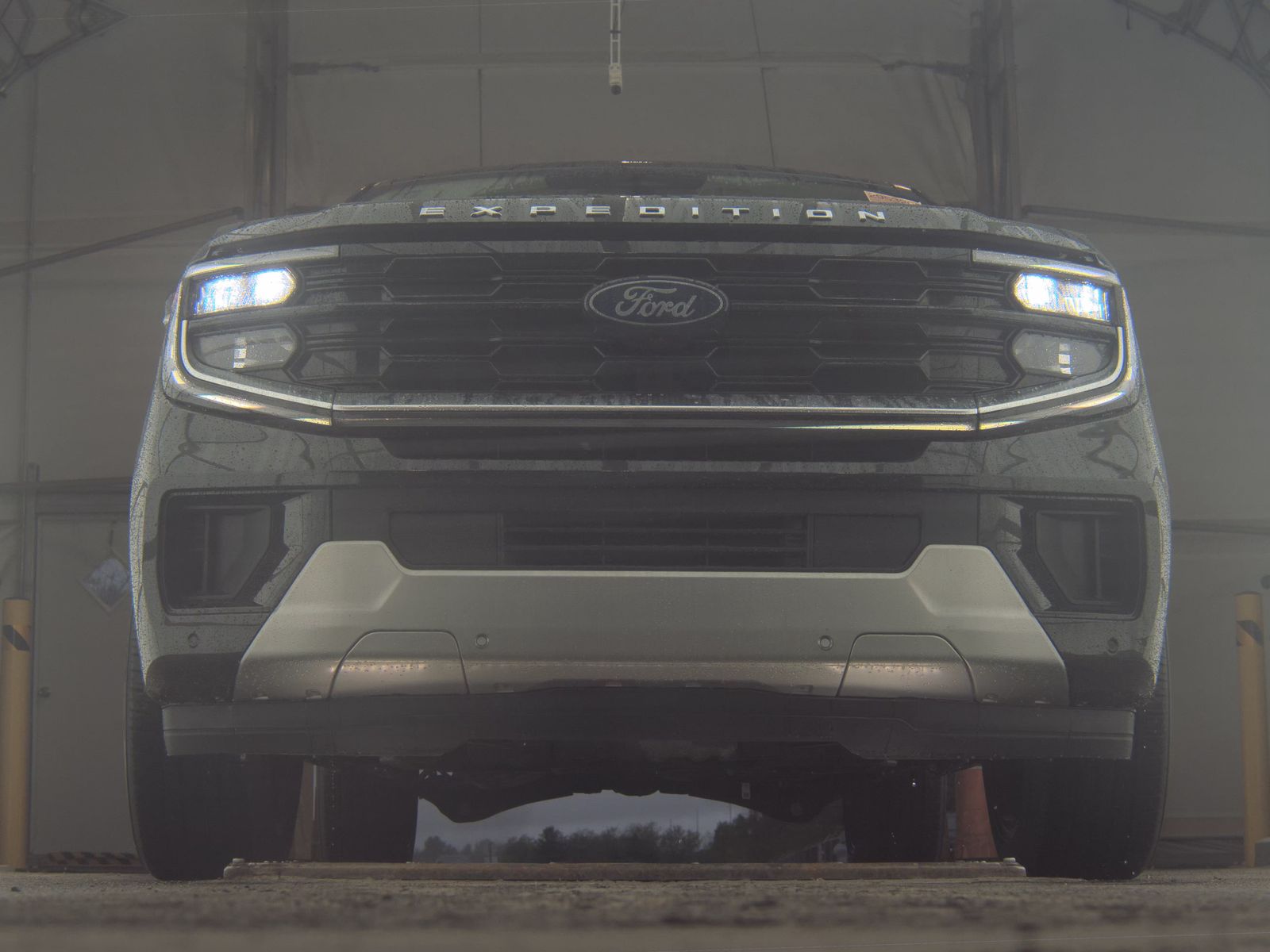 FORD EXPEDITION MAX - 4