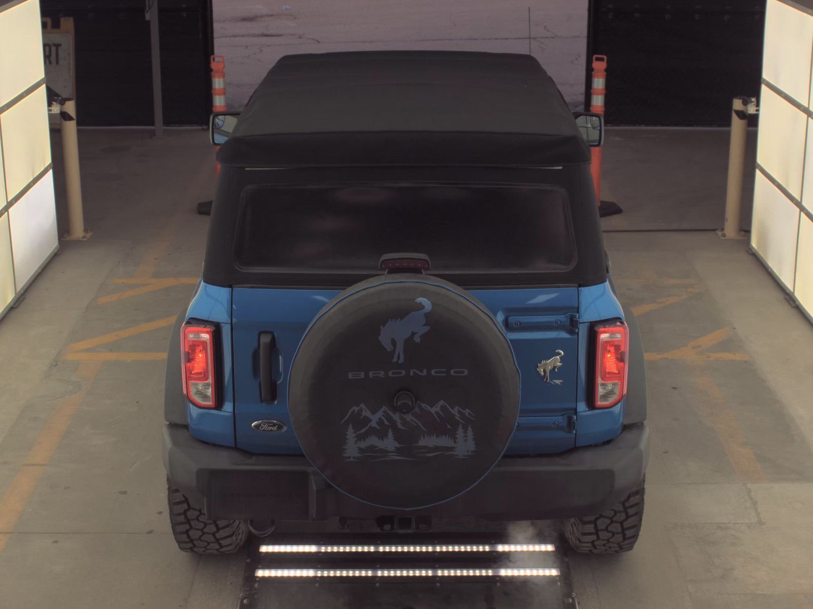 FORD BRONCO - 7