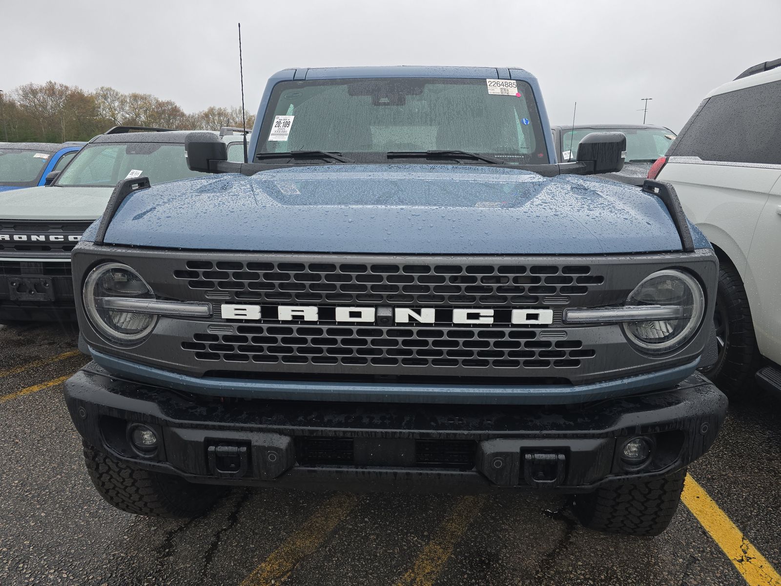 FORD BRONCO - 3
