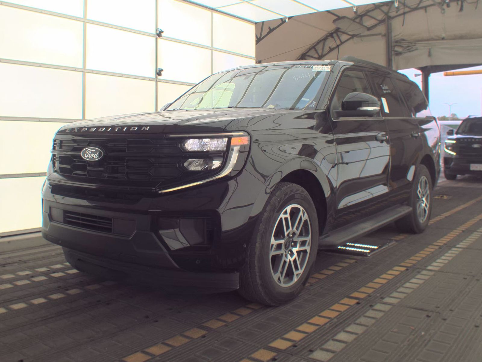 FORD EXPEDITION - 1