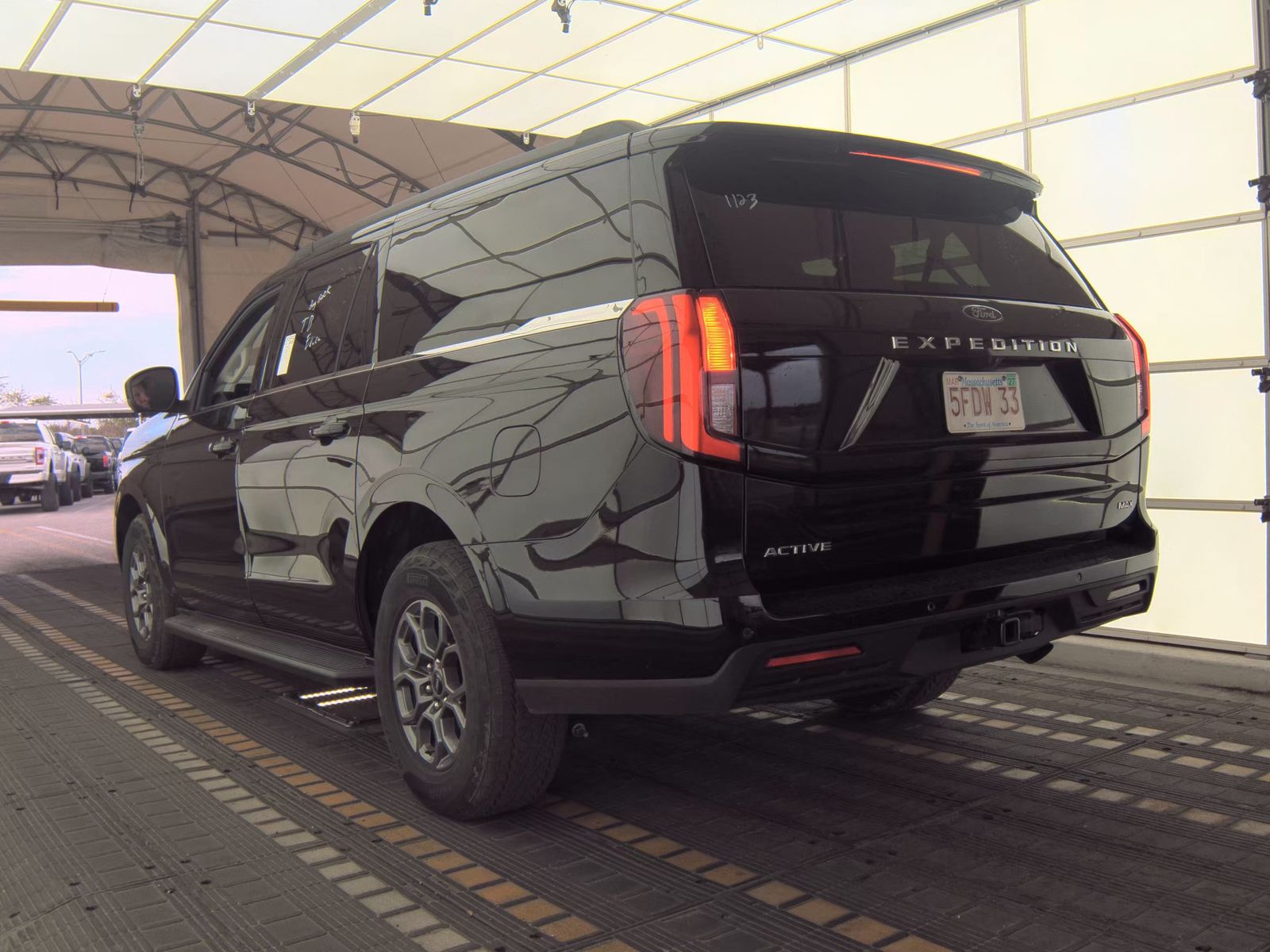 FORD EXPEDITION MAX - 9